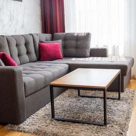 Drobac Apartman Banyaluka Dış mekan fotoğraf